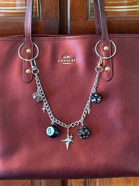 ♥️💖 NEW Lucky Gambling Las Vegas Silver Bag Chain Dice Stars 8 Ball GREAT GIFT